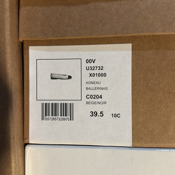 Chanel Cap Toe Lamb Leather CC Ballet Flats - Picture 6 of 6